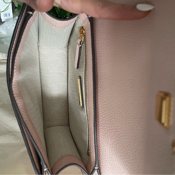 New, britten small adjustable shoulder bag - Picture 9 of 16